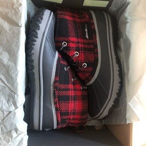 BRAND NEW Eddie Bauer duck boots